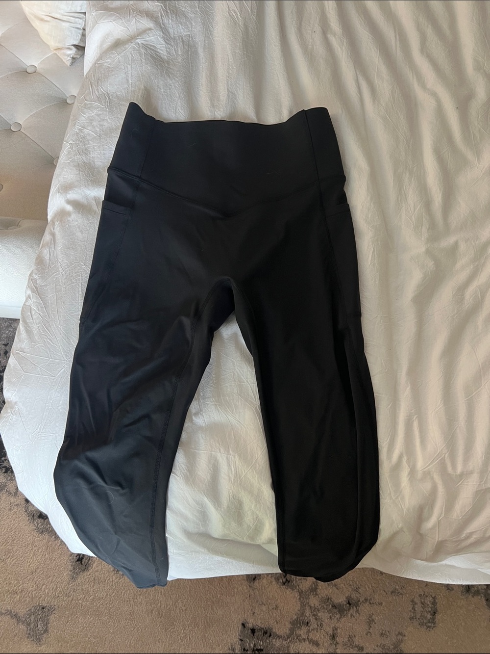 Halara 7/8 length leggings size M